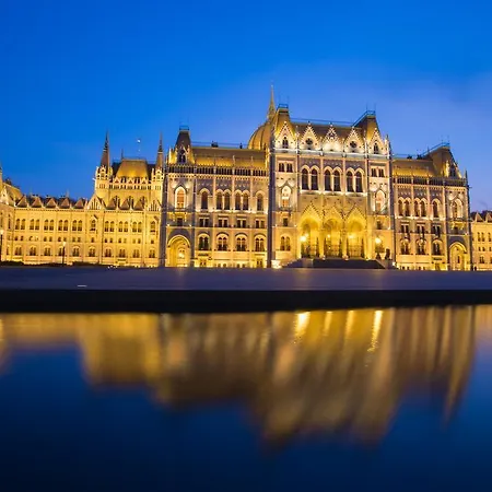 Apartment Parliament Prime Deluxe