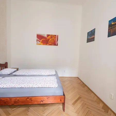 Parliament Prime Deluxe Apartment Budapest
