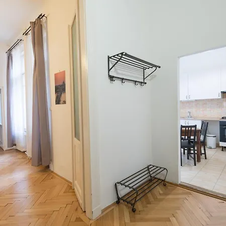 Apartment Parliament Prime Deluxe